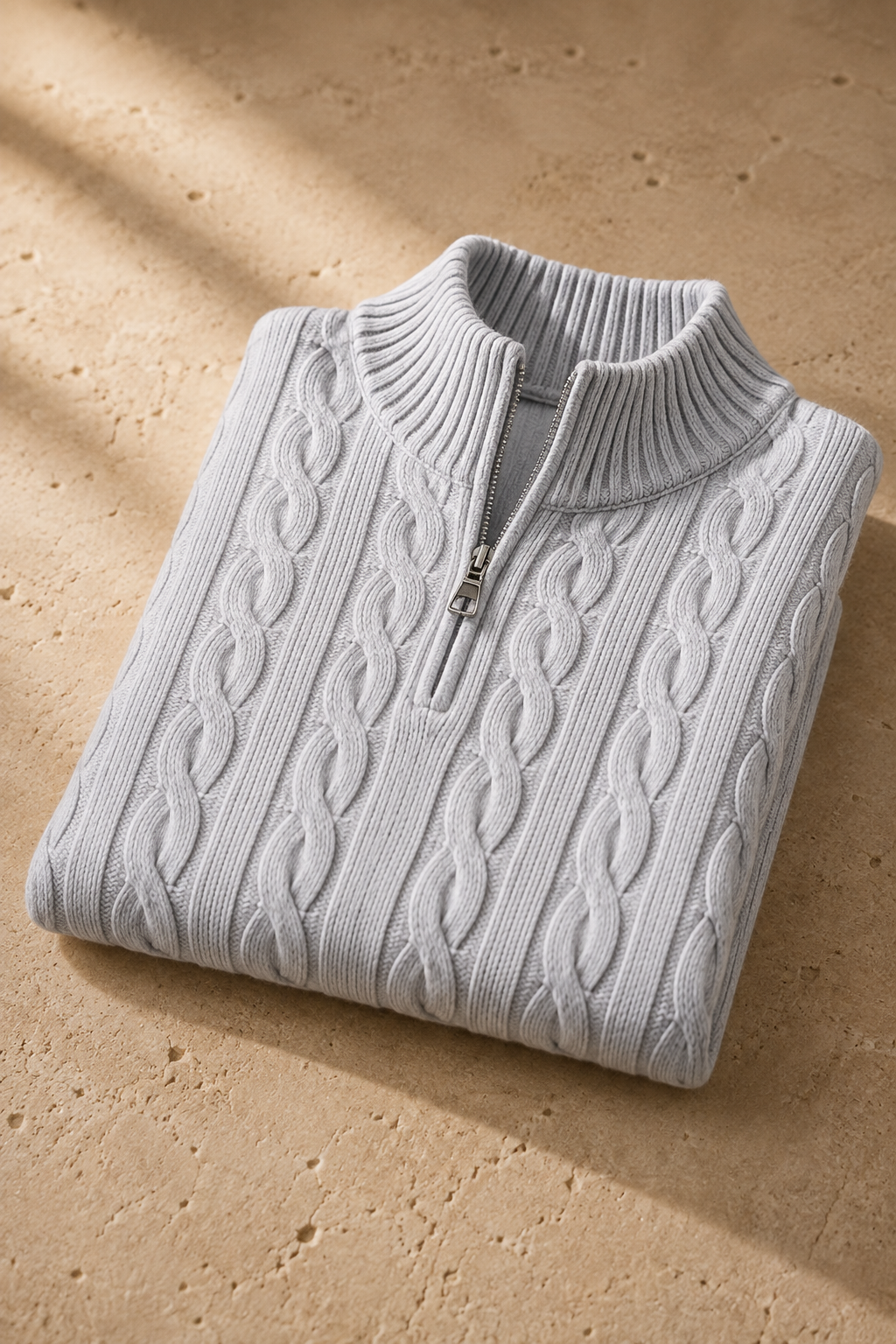 SWEATERS & CARDIGANS