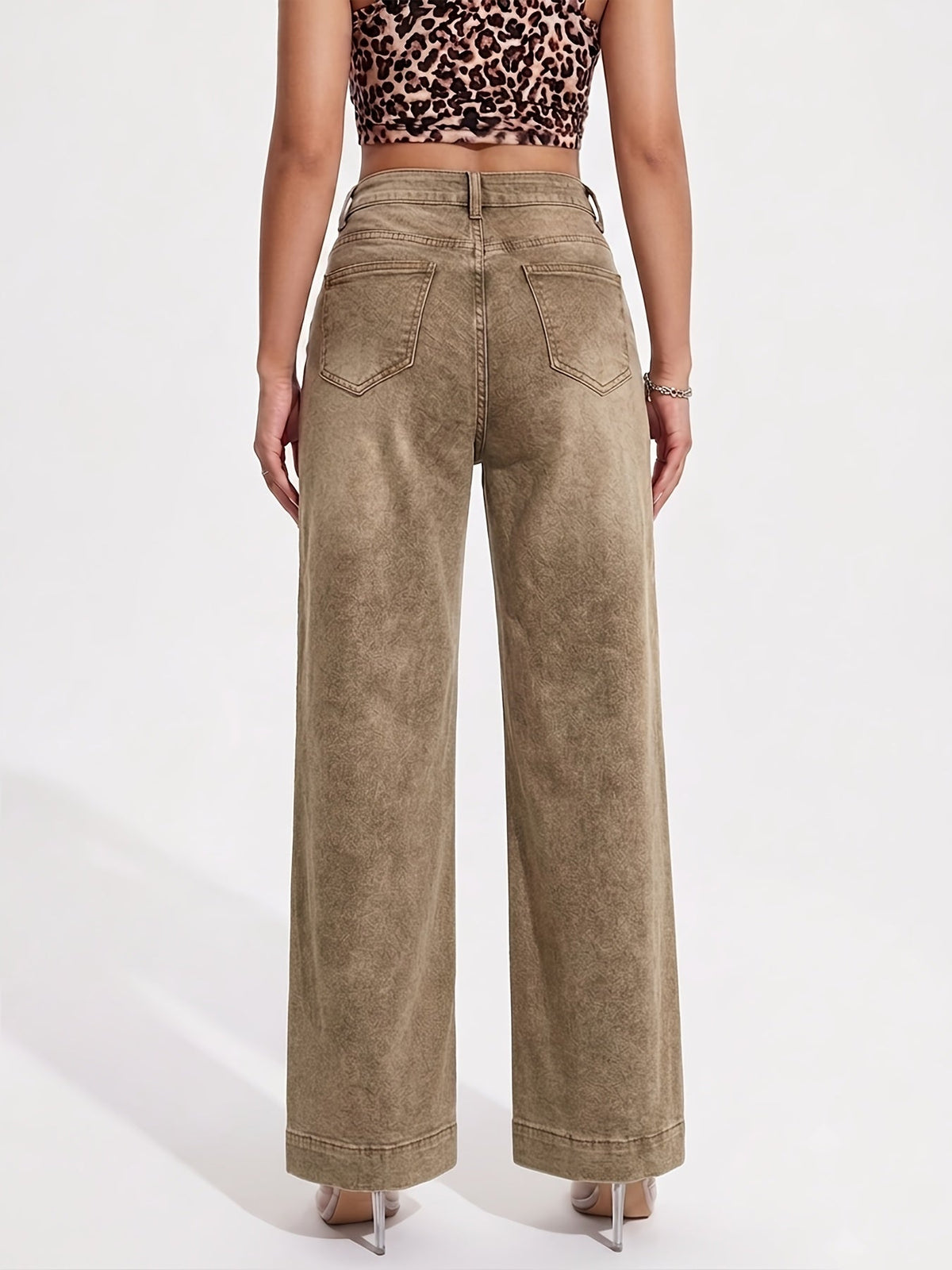 Women's Brown Vintage Wash Flare Jeans with High Waist, Five-Pocket Design and Wide Hem