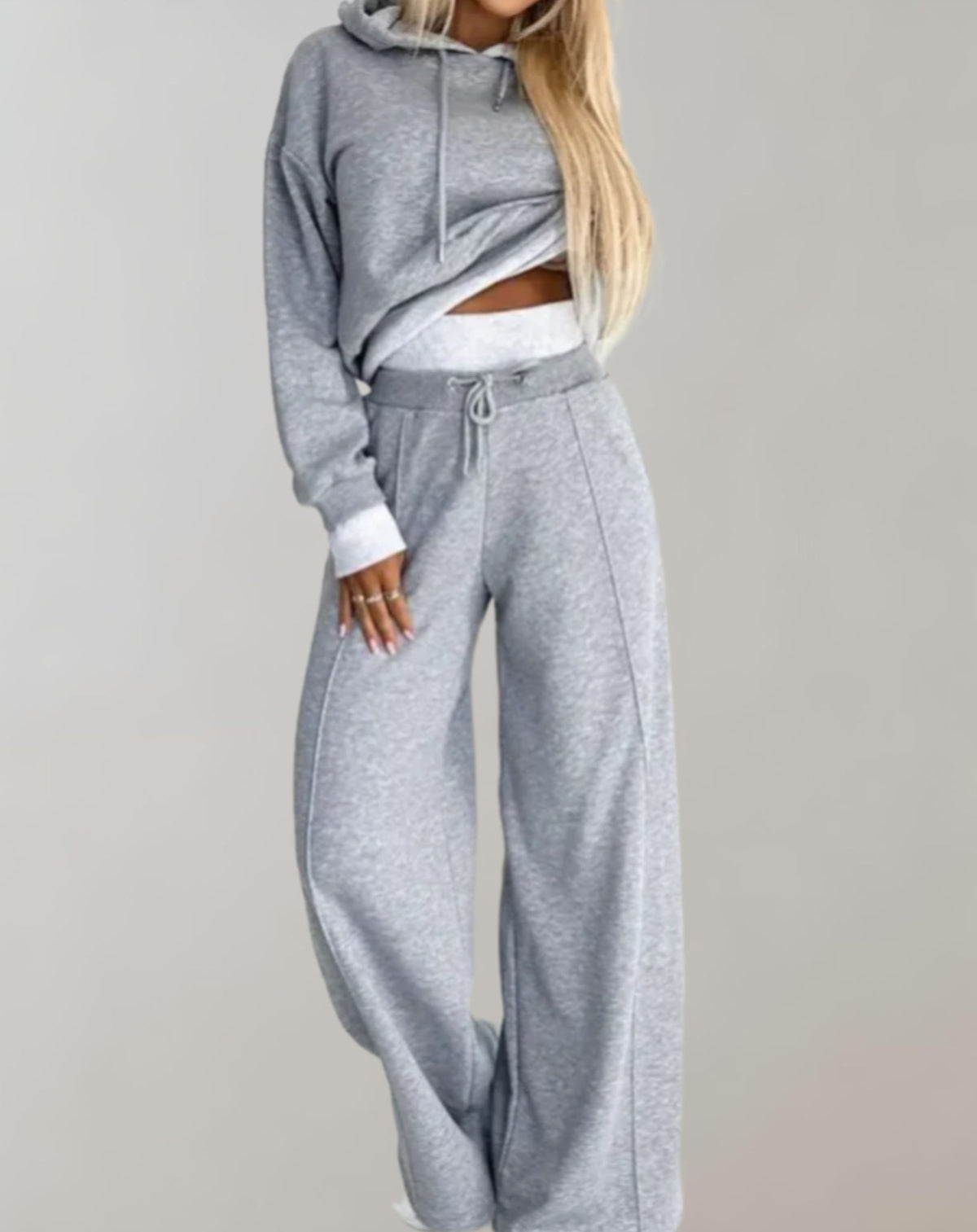 Women's Oversized Hoodie Two-Piece Set with Drawstring Waist Wide-Leg Pants Relaxed Style