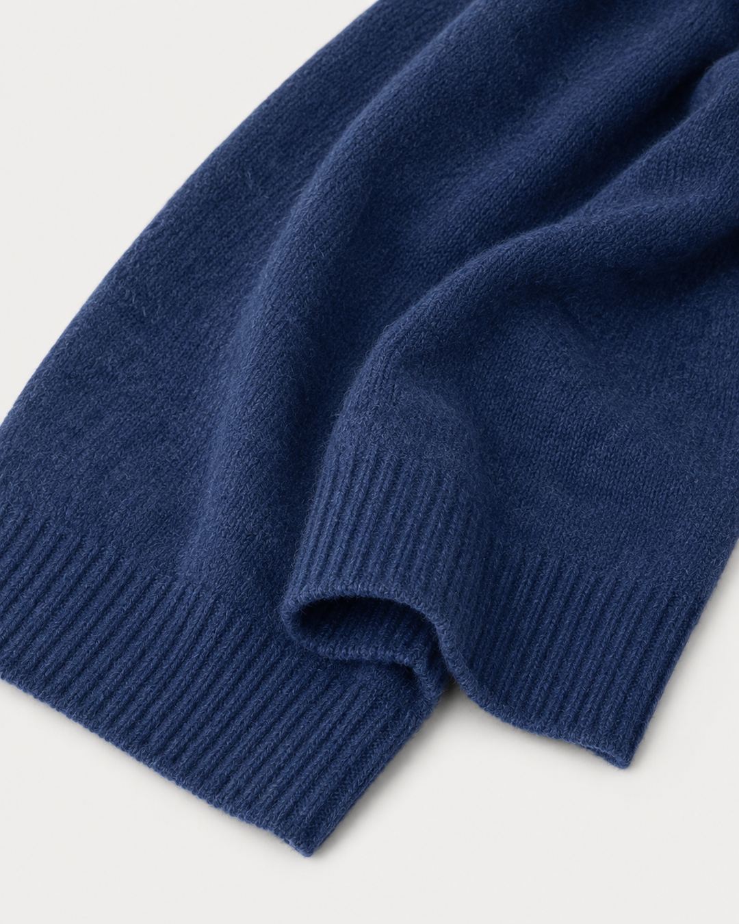 The Firenze Zip | Navy