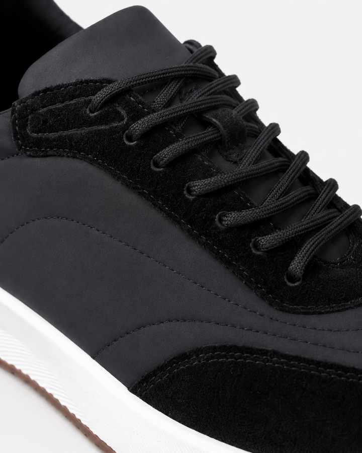 The Milano Runner | Black