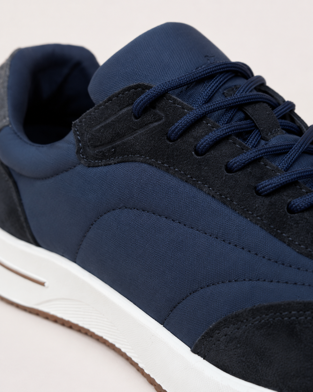 The Milano Runner | Navy